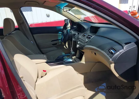 2011 Honda Accord 2.4 Lx z USA, uszkodzony, nr VIN 1HGCP2F31BA115386